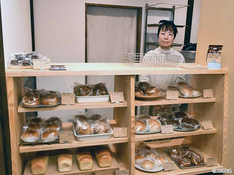 彫刻家・上條俊介作品を朝日美術館に寄贈 松本の仙石鐡也さん宅に保管